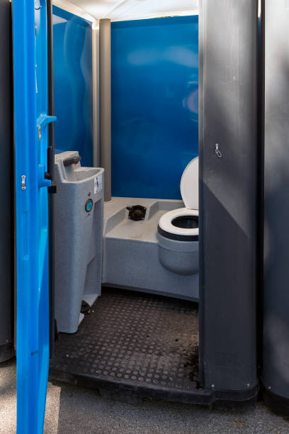 Best Restroom trailer rental cost  in Elkton, KY